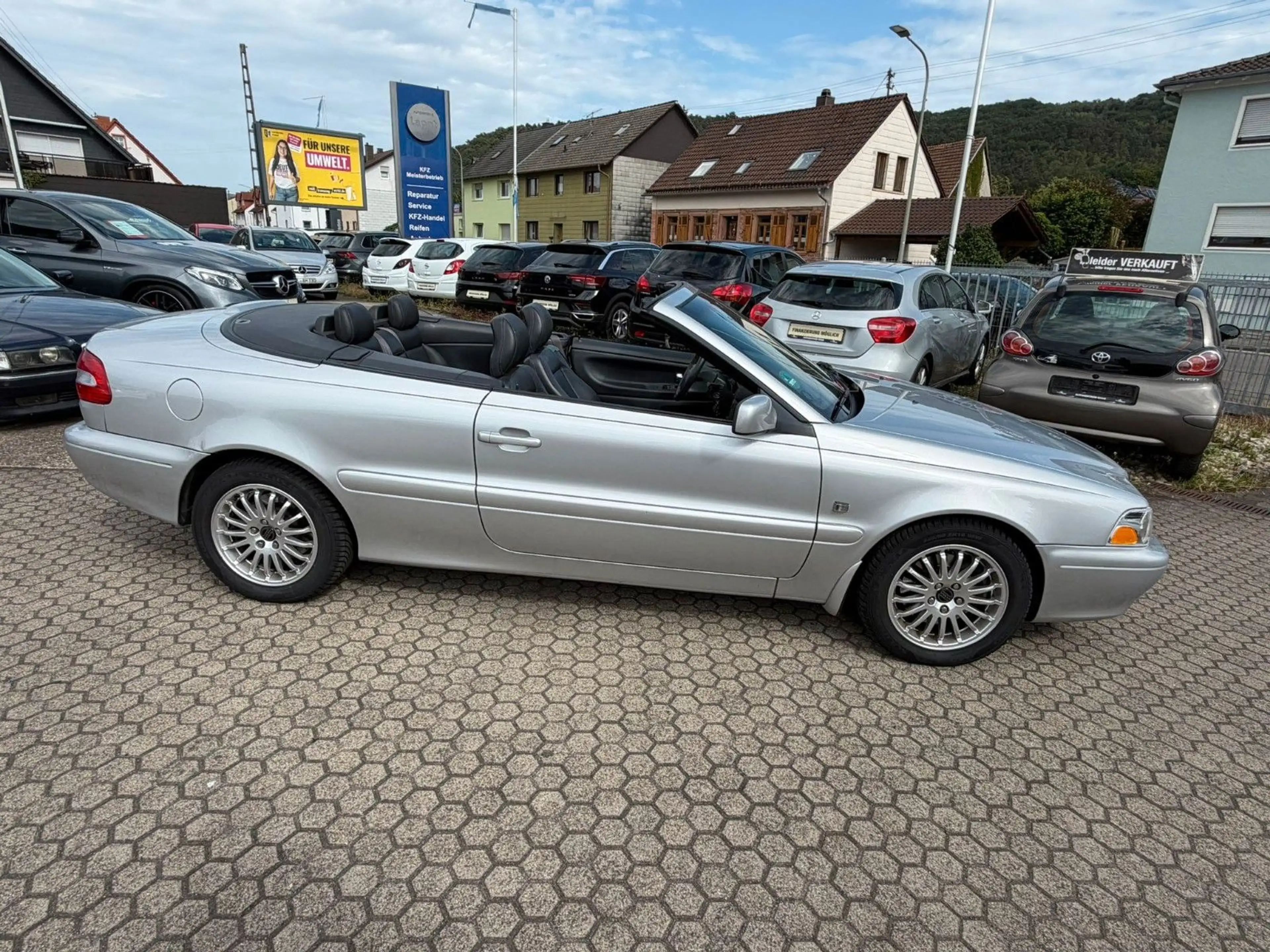 Volvo C70 2.0T Cabriolet Premium — photo 10