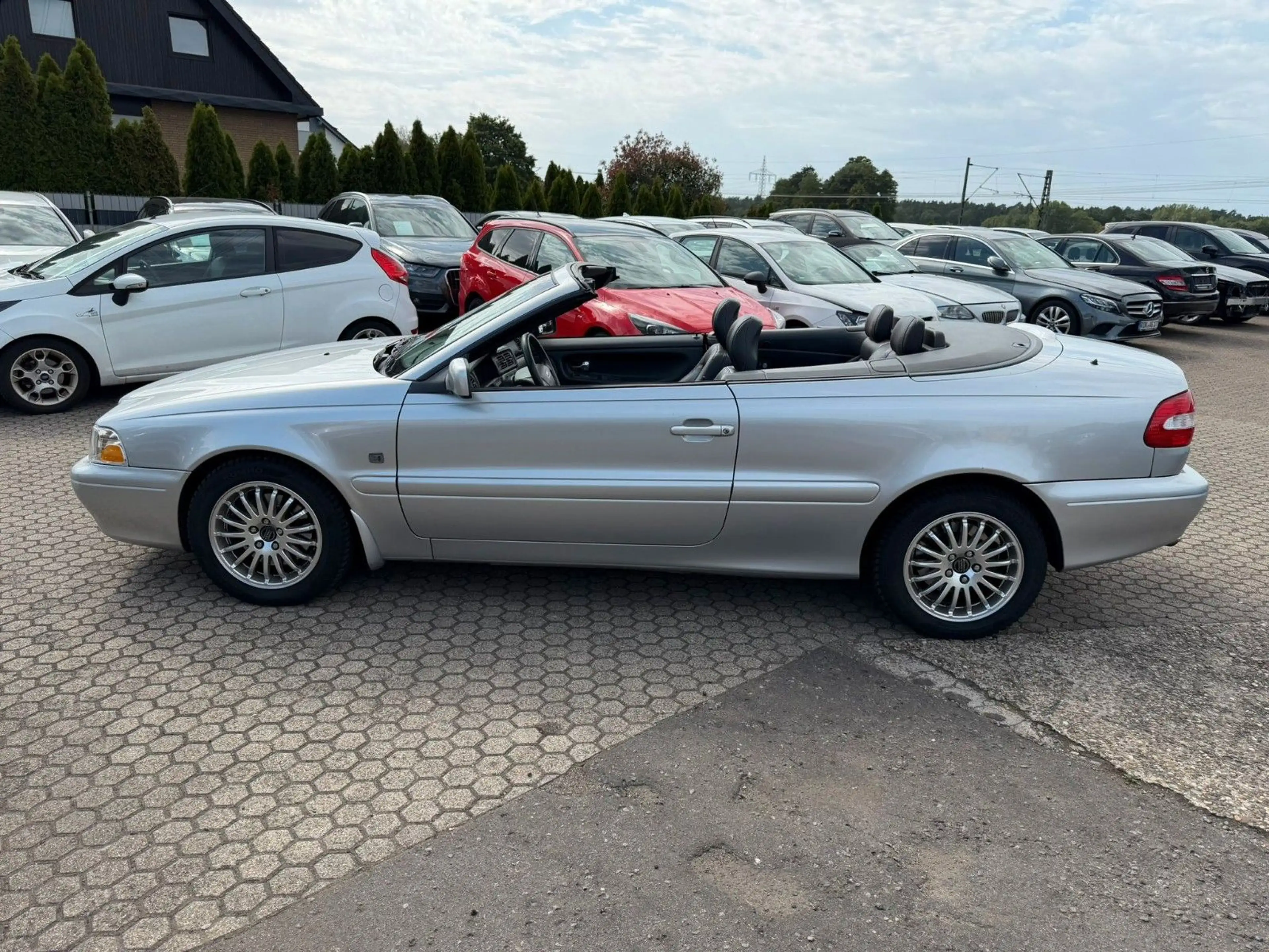 Volvo C70 2.0T Cabriolet Premium — photo 5