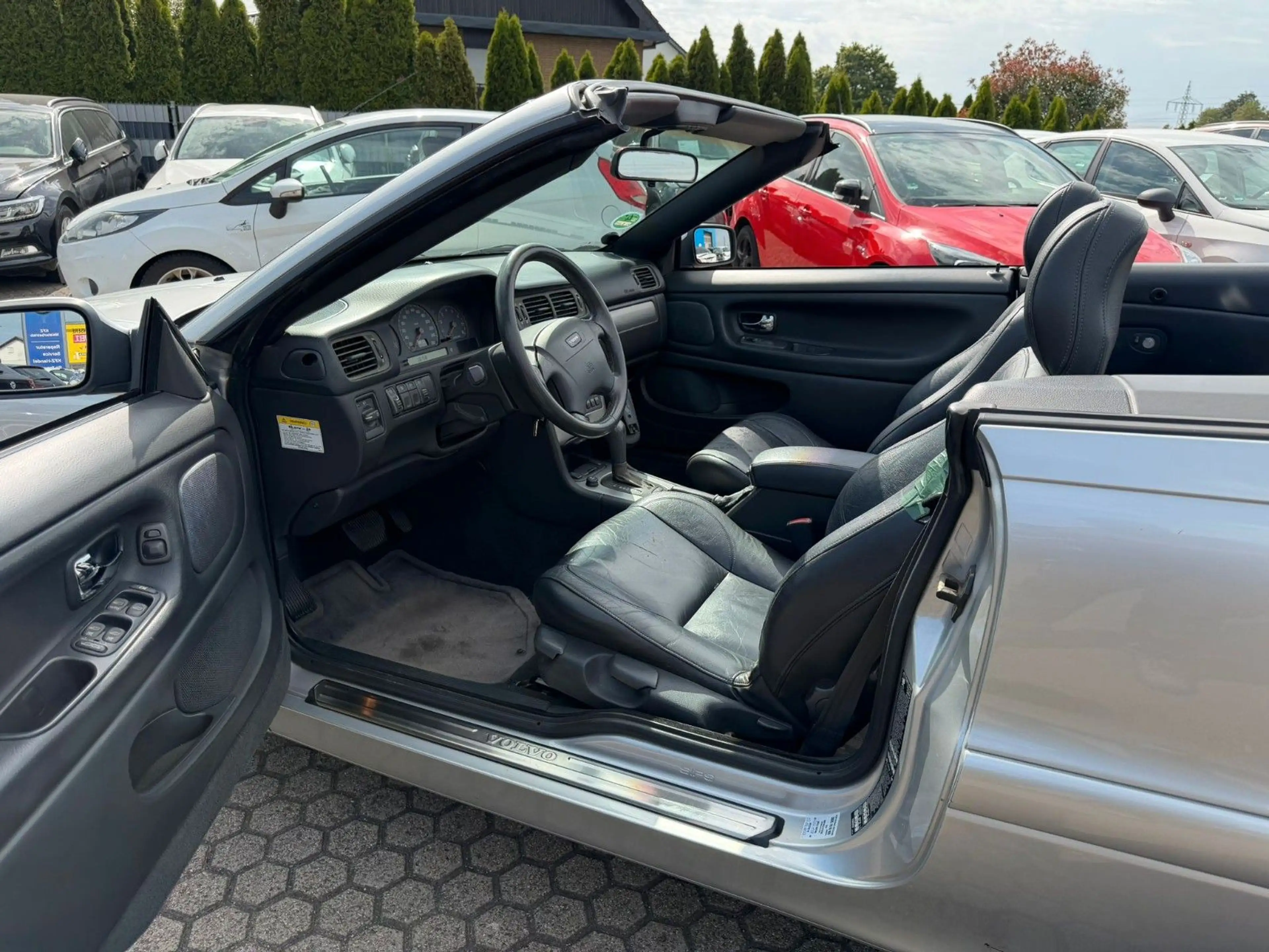 Volvo C70 2.0T Cabriolet Premium — photo 14