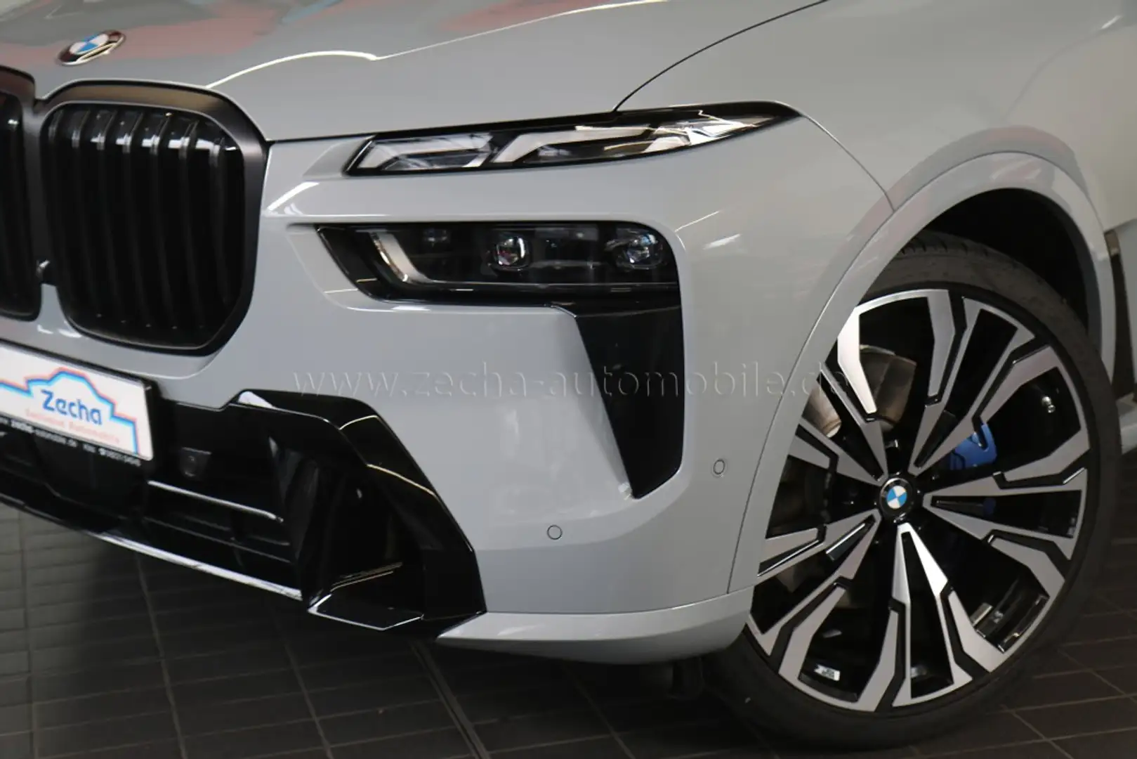 BMW X7 xDr.40i M-SportPRO.AHK.Panod.Sitzbel.Standhzg. Gris - 2