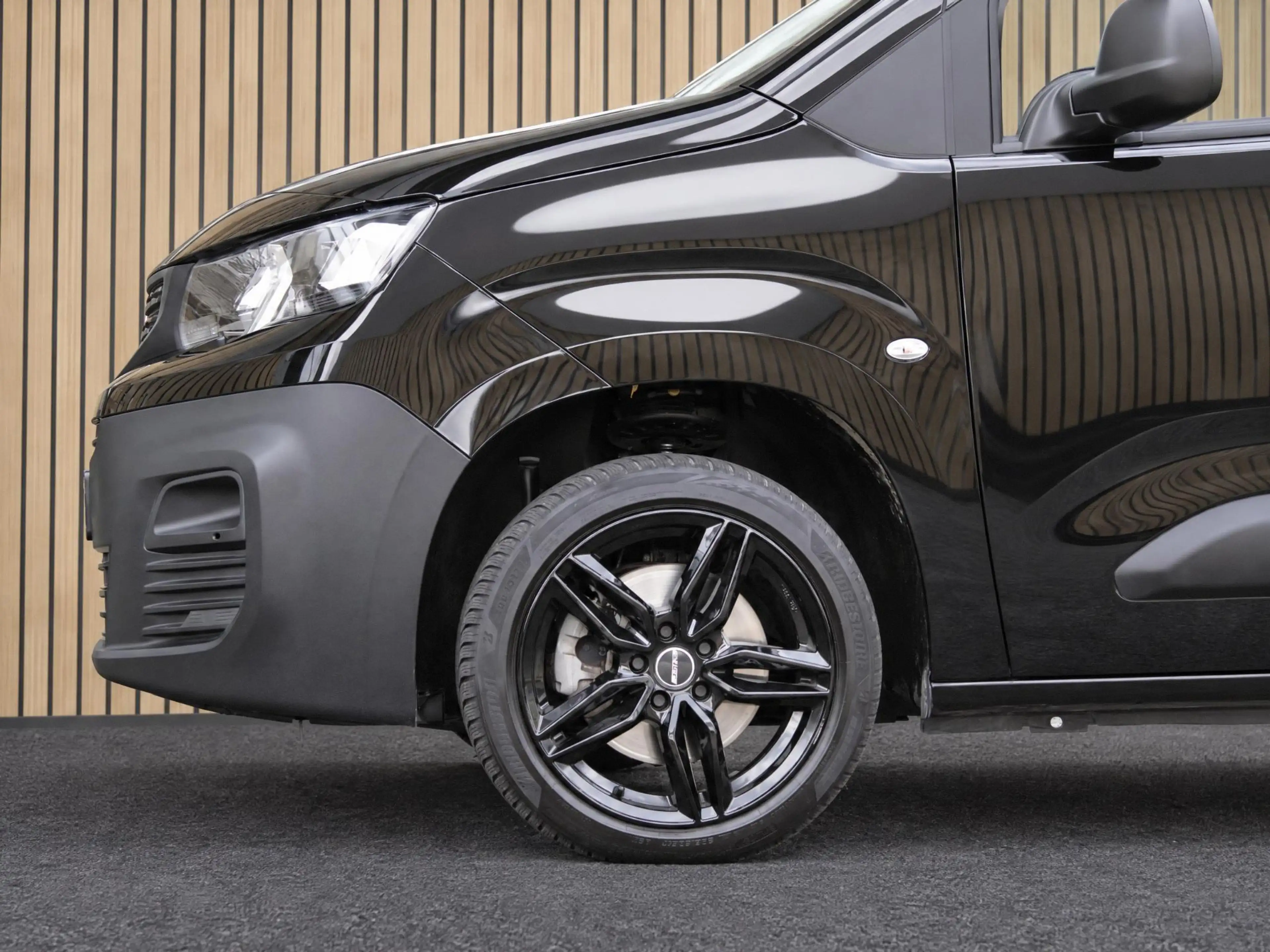 Peugeot Partner 1.5 BlueHDi 130 EAT8 S&S L1 | Navi / Camera / Airc — photo 12