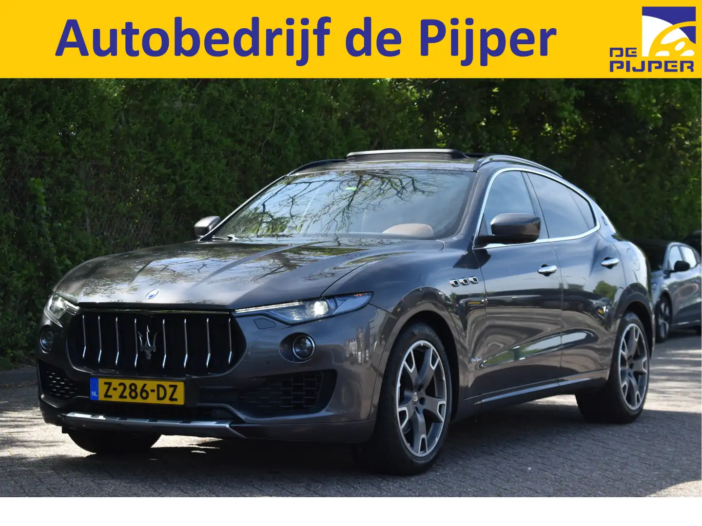Maserati Levante 3.0 V6 AWD GranLusso | Luchtvering | Pano.dak | Ca Grijs - 1