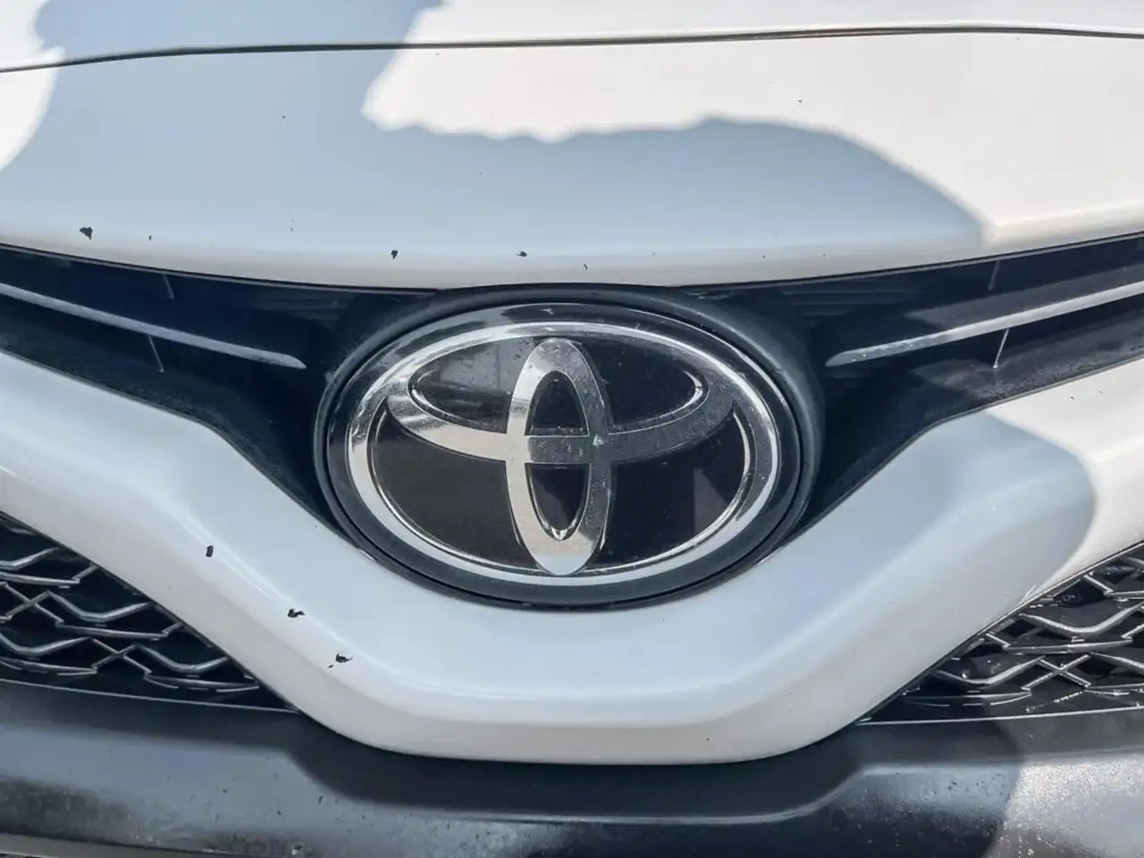 Toyota Camry снимка Toyota Camry