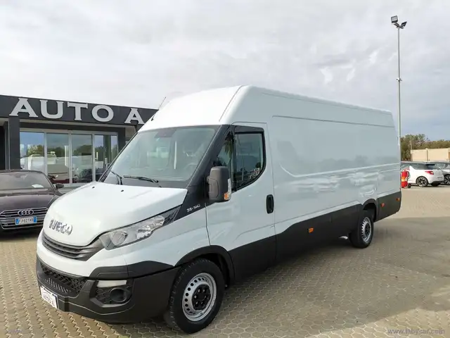 Iveco Daily 35S14V 2.3 HPT PLM-TM FURGONE PASSO LUNGO