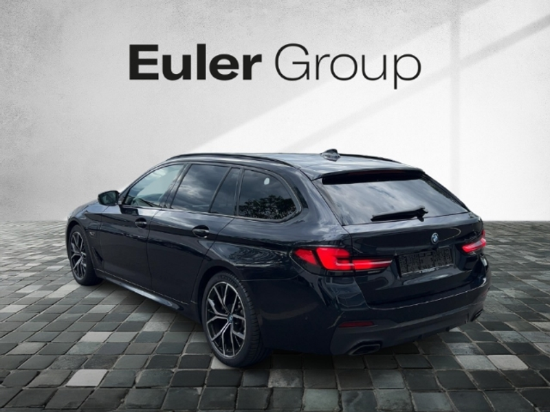 BMW 530 e xDrive Touring Sportpaket HUD Luftfederung AD AH — photo 3
