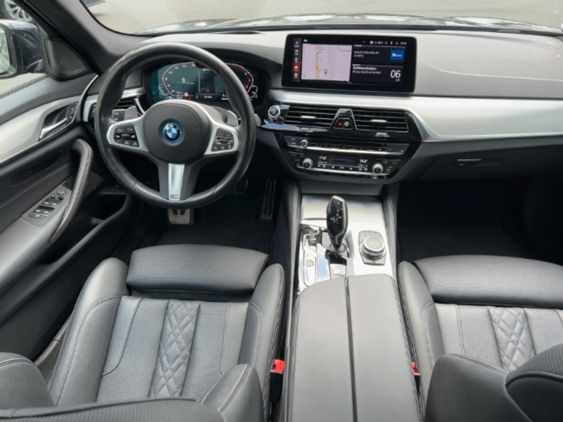 BMW 530 e xDrive Touring Sportpaket HUD Luftfederung AD AH — photo 8