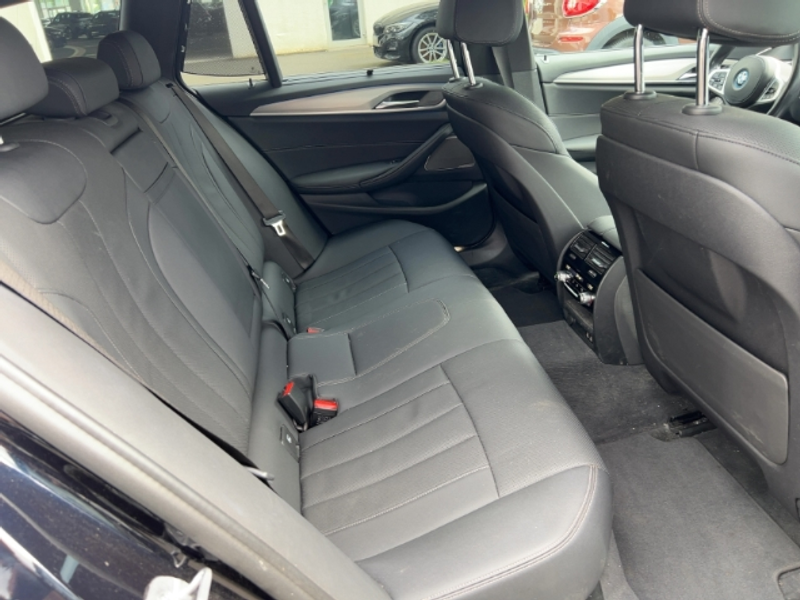 BMW 530 e xDrive Touring Sportpaket HUD Luftfederung AD AH — photo 7