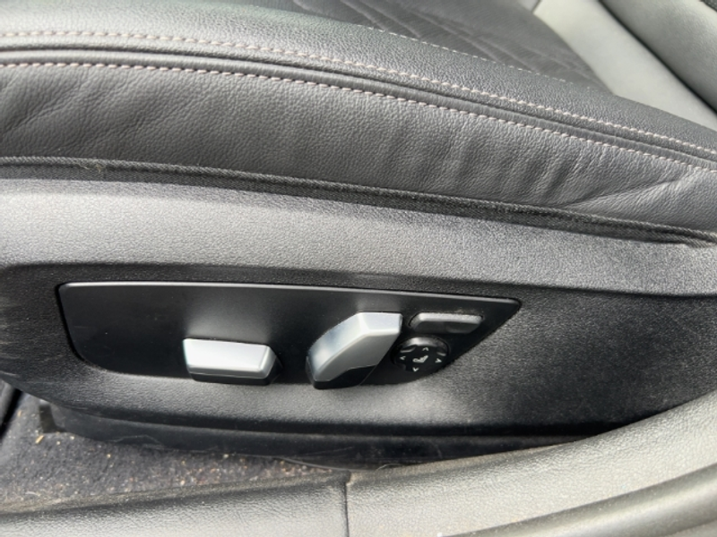 BMW 530 e xDrive Touring Sportpaket HUD Luftfederung AD AH — photo 15