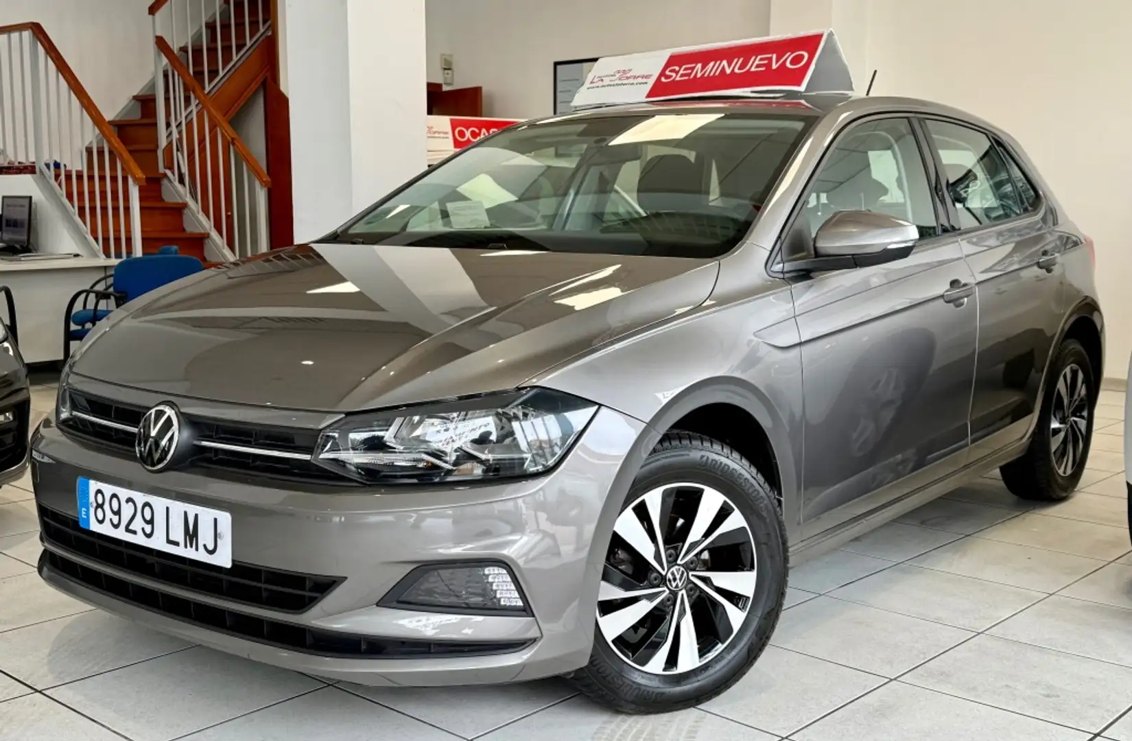 Volkswagen Polo 1.0 TSI Advance 70kW Gris - 2