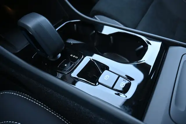 Volvo XC40 view 22