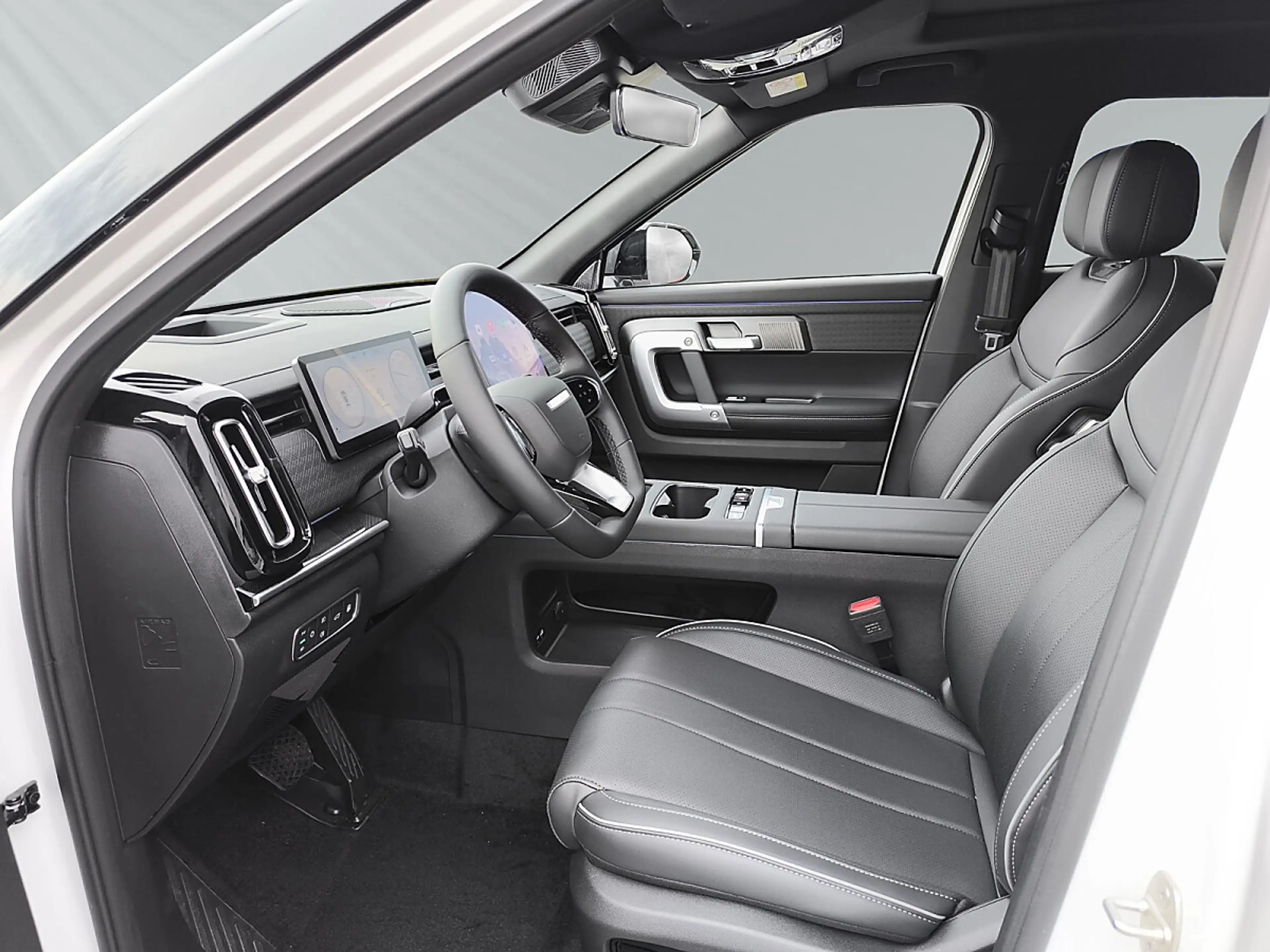 Jaecoo J7 7 PHEV Premium Line Aut. 105kW / 143PS Automati... — photo 9
