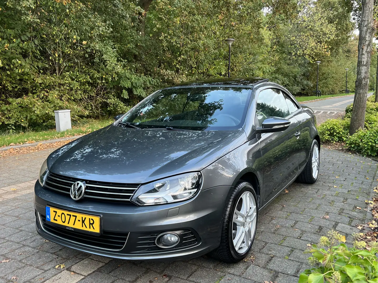Volkswagen Eos Volkswagen Eos 1.4 TSI | NIEUW APK | PANO Grijs - 1