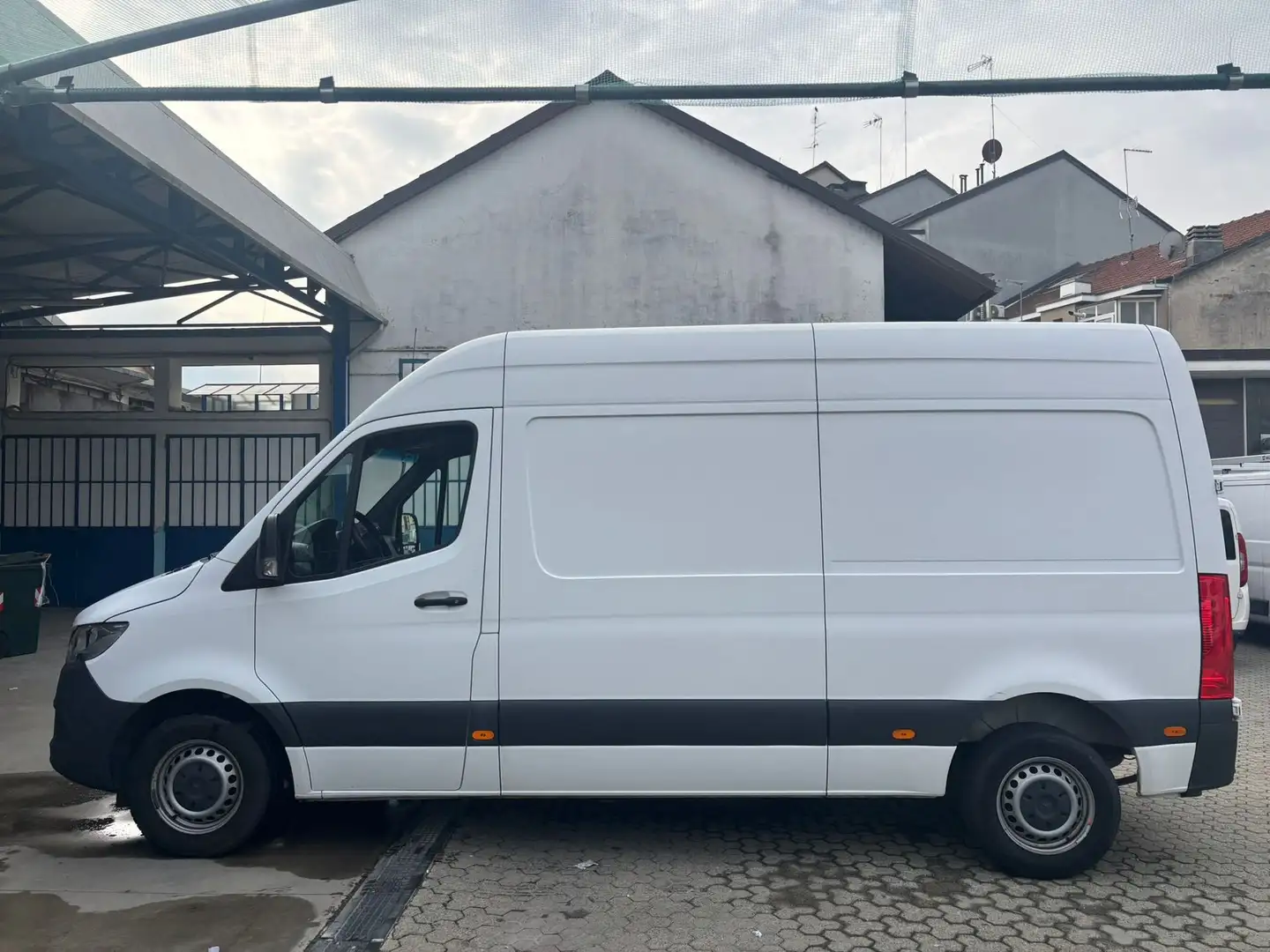 Mercedes-Benz Sprinter F39/33 311 CDI FWD TA Furgone anche a304€ Weiß - 2