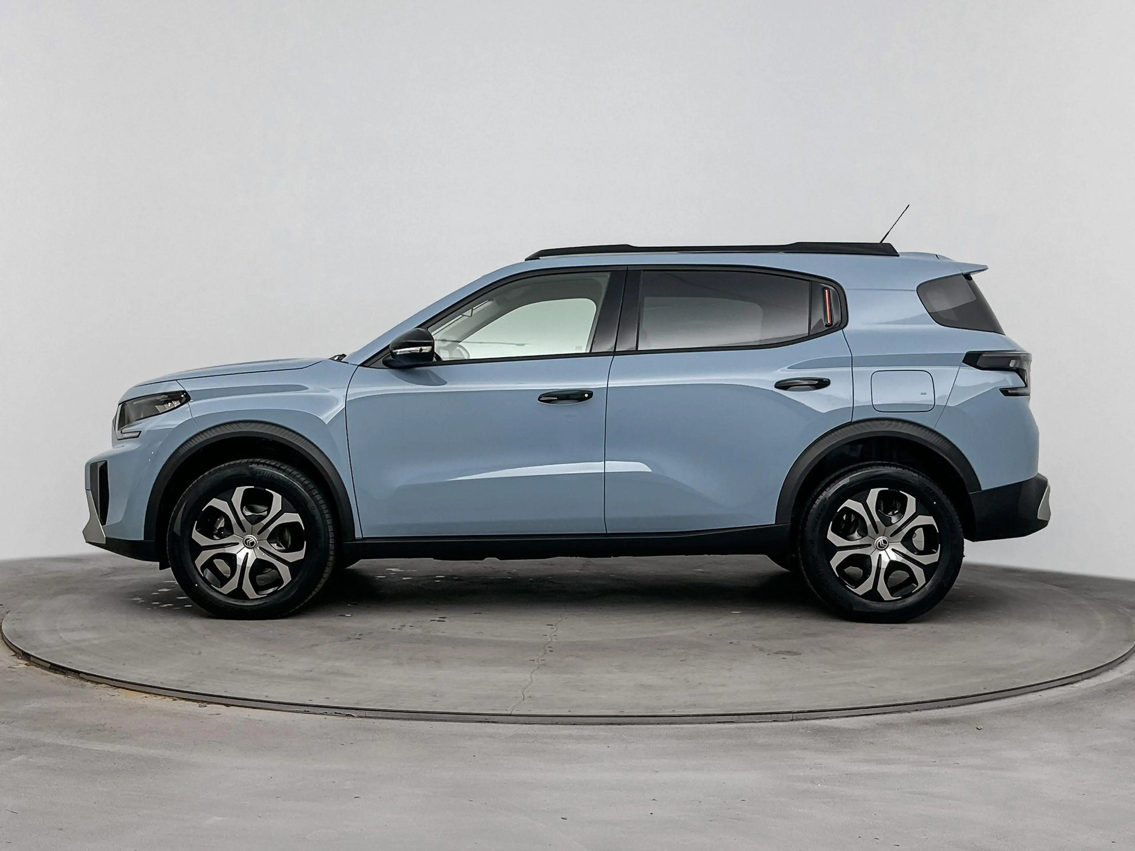 Citroen C3 Aircross 1.2 Hybrid 145pk Plus | Voorraad deal! | Camera | — photo 2