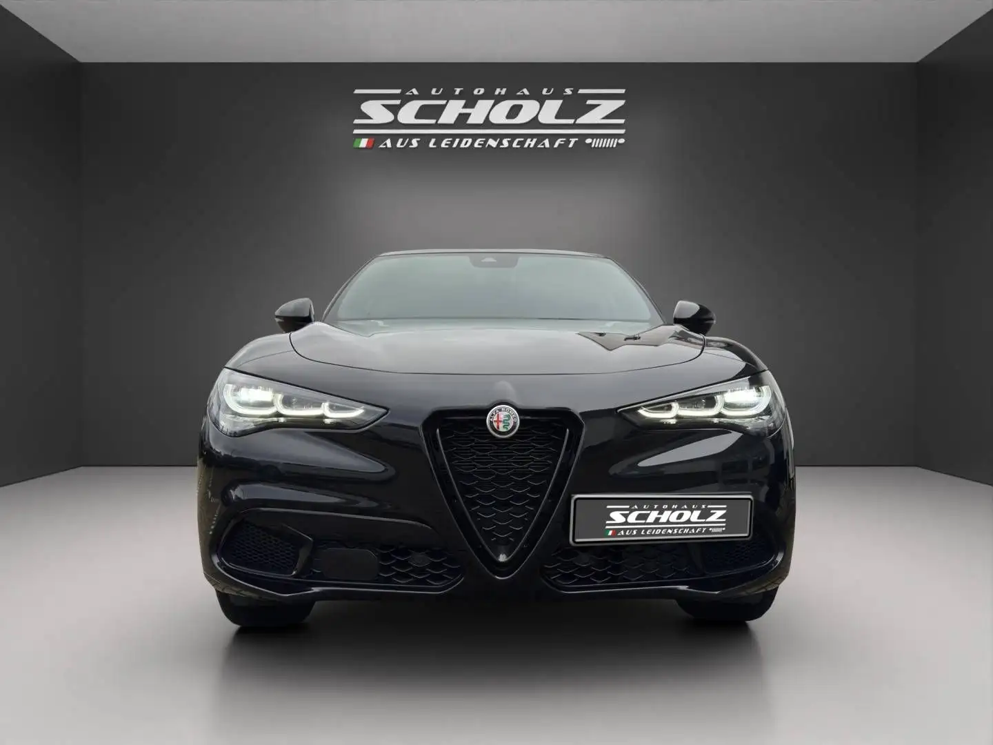 Alfa Romeo Stelvio MY23 Veloce 2.2 Diesel 16V 154kW Schwarz - 2