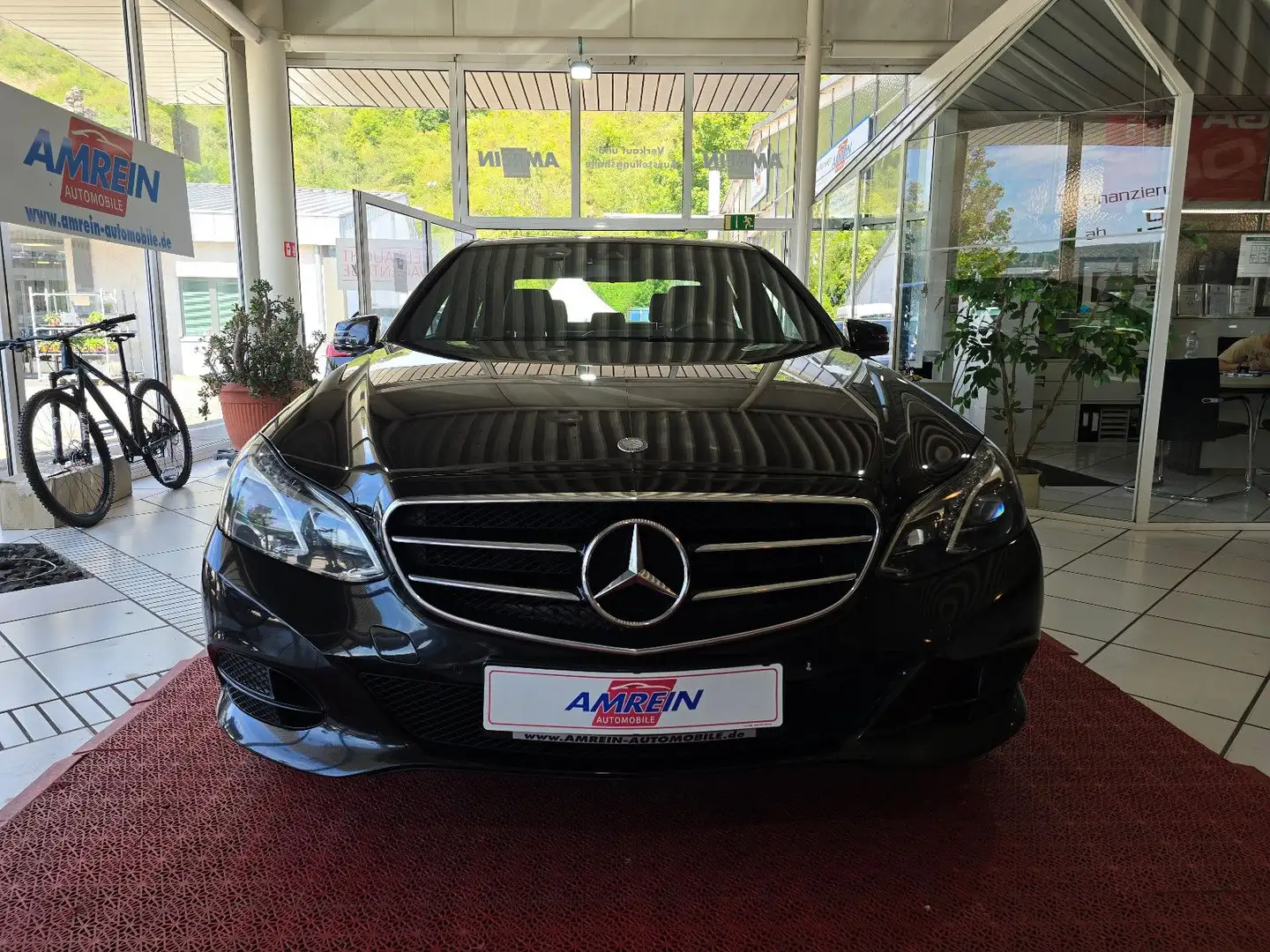 Mercedes-Benz E 220 BlueTec 4Matic BUSINIESS+NAVI+LED+SPORT Noir - 2