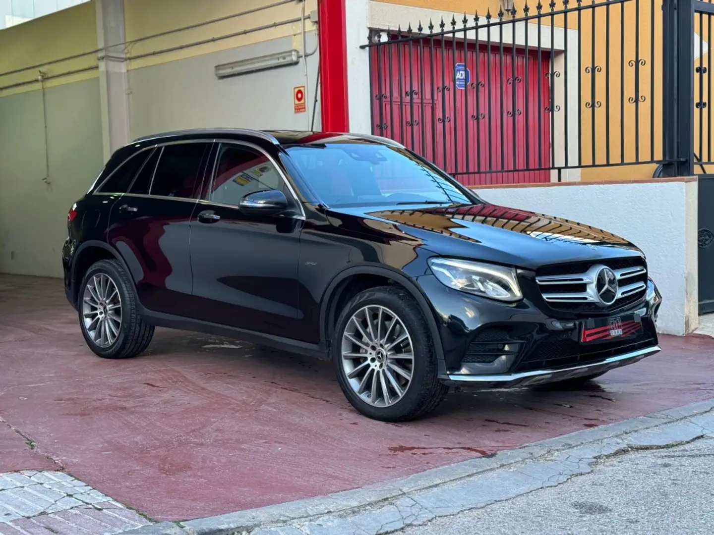 Mercedes-Benz GLC 350 350e 4Matic Negro - 2