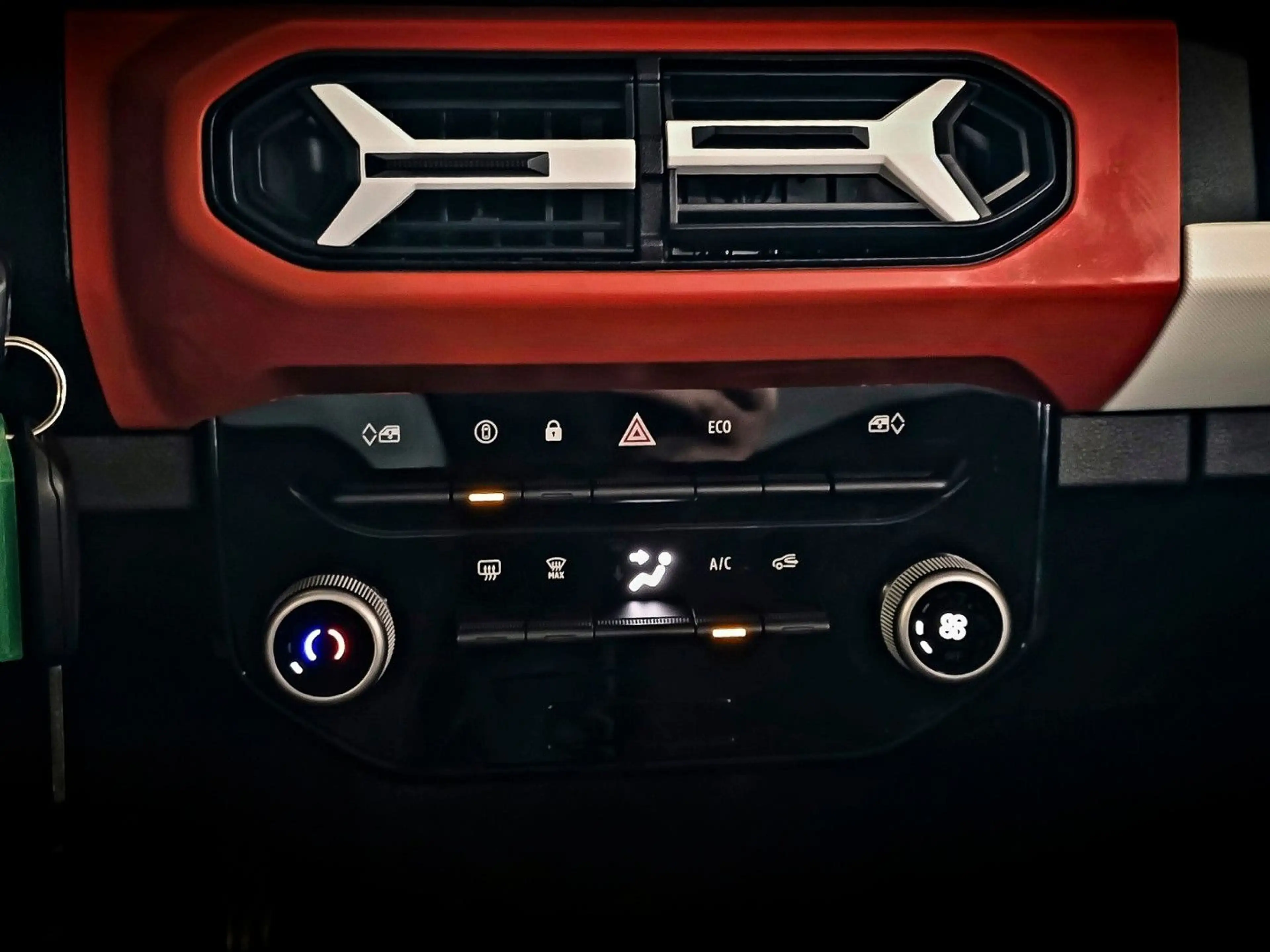 Dacia Spring Expression Electric 65 *KLIMA*DAB+* — photo 11