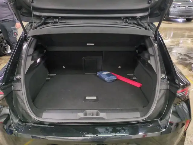 Opel Astra view 15