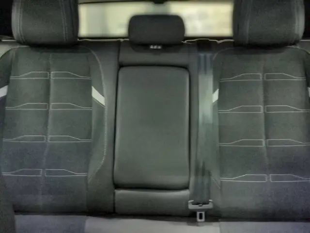 Opel Astra view 14