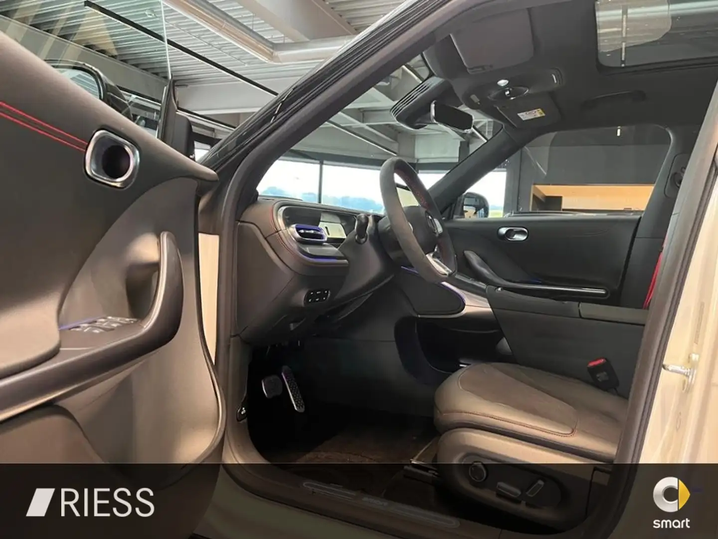 smart #1 BRABUS 2xKlima 360 AUT Bel.Sitz Kam. KlimaA Weiß - 2