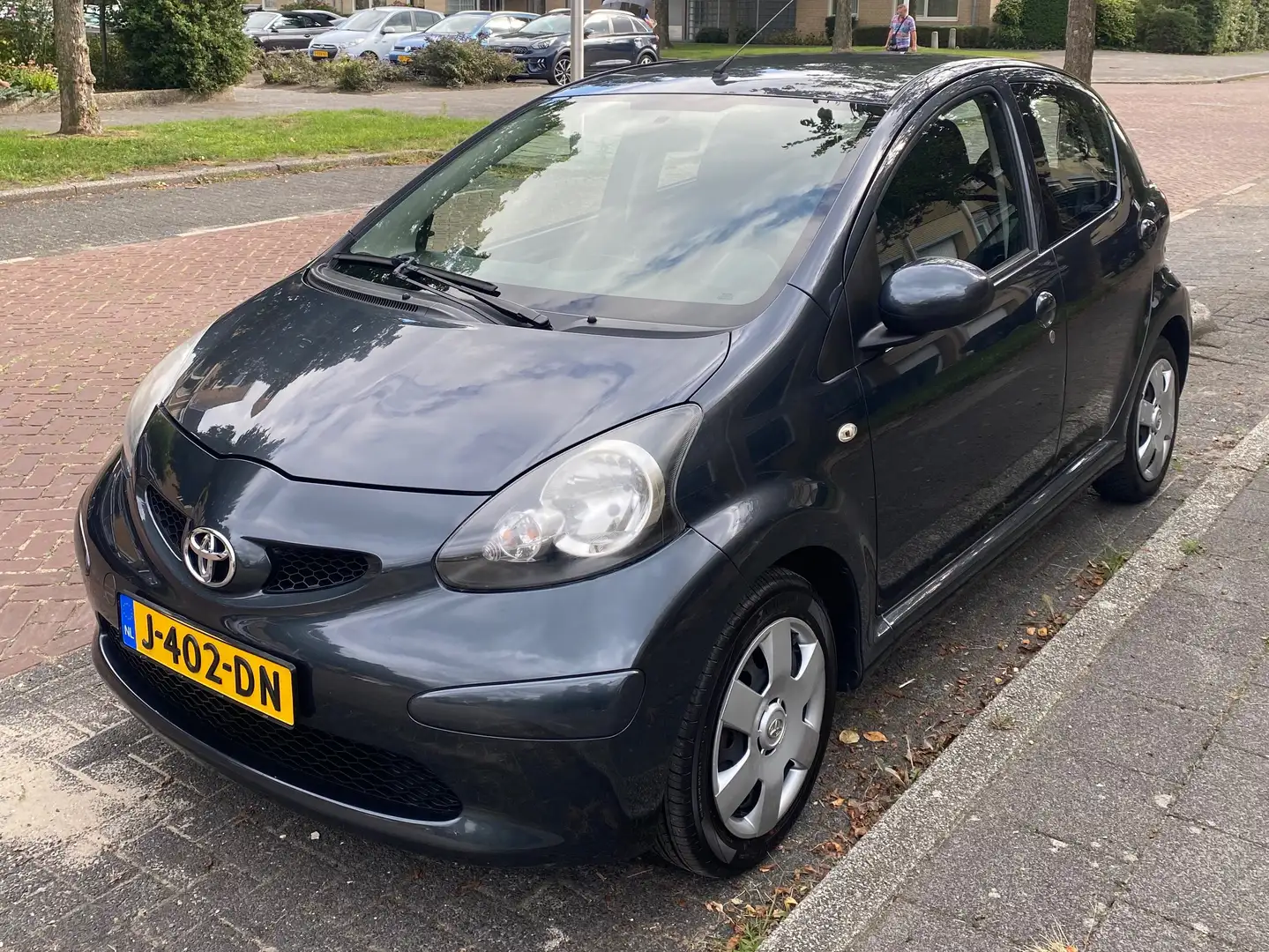 Toyota Aygo Aygo 1.0-12V Grijs - 2