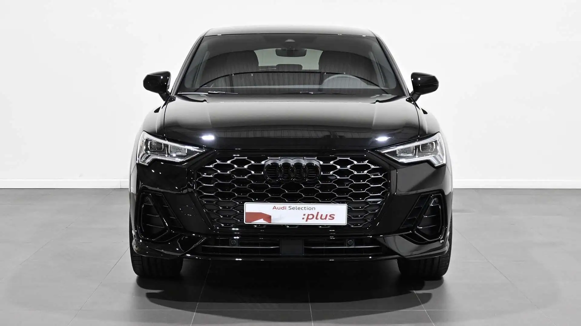 Audi Q3 Sportback 35 TDI Black line S tronic Negro - 2