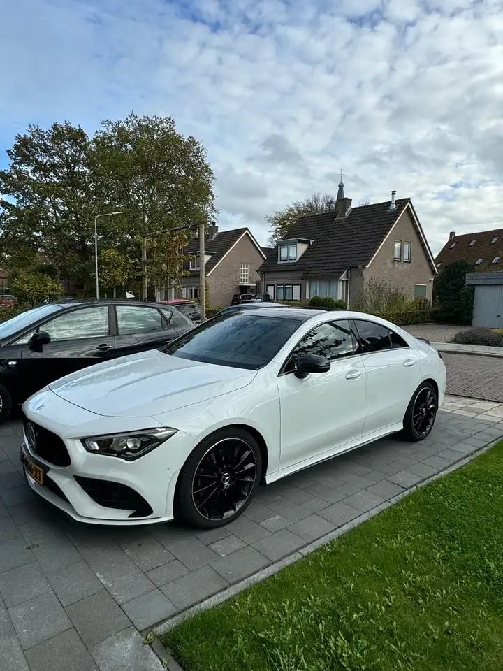 Mercedes-Benz CLA 250