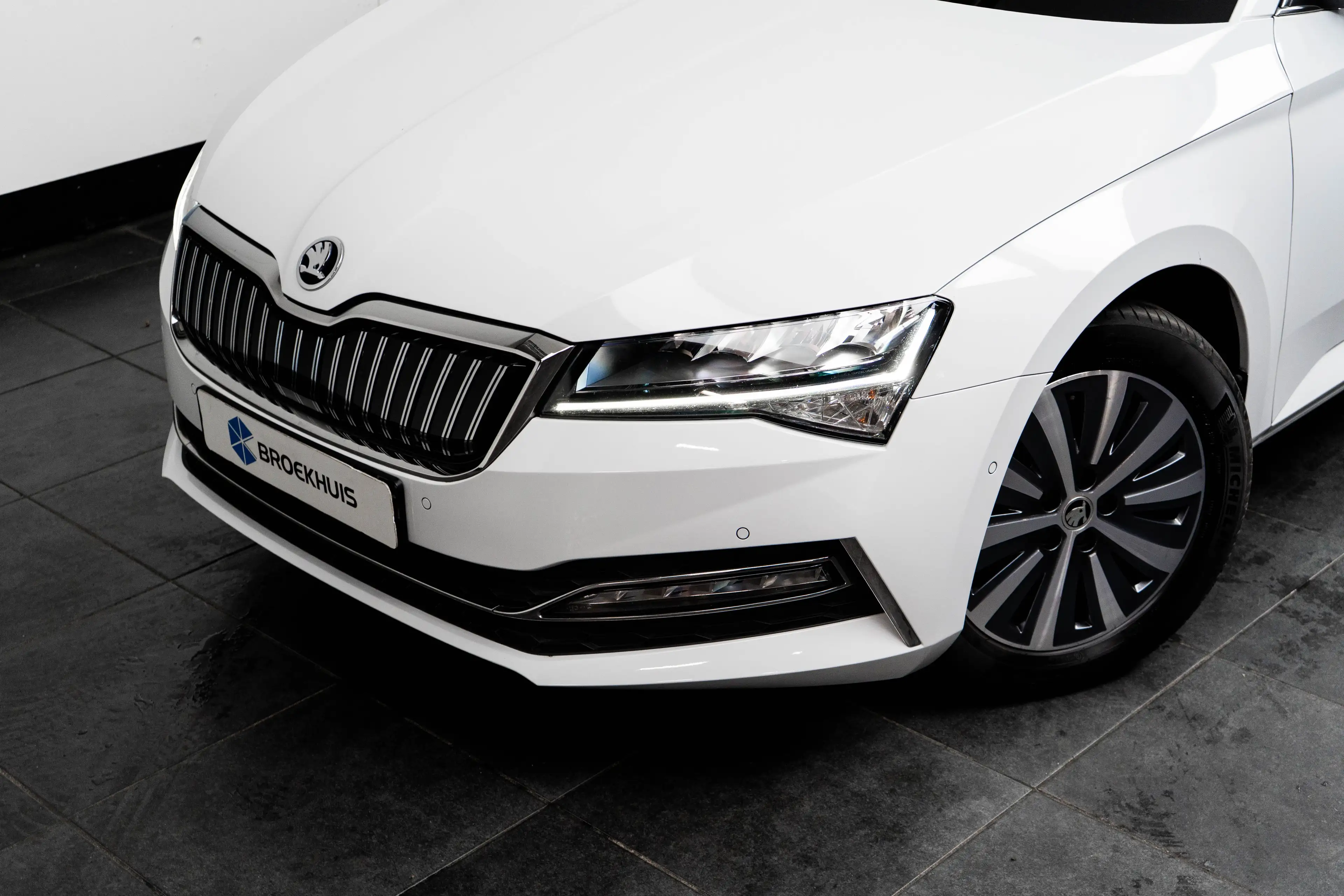 Skoda Superb Combi 1.4 iV TSI 218PK DSG-6 Ambition | NAVIGATIE — photo 15