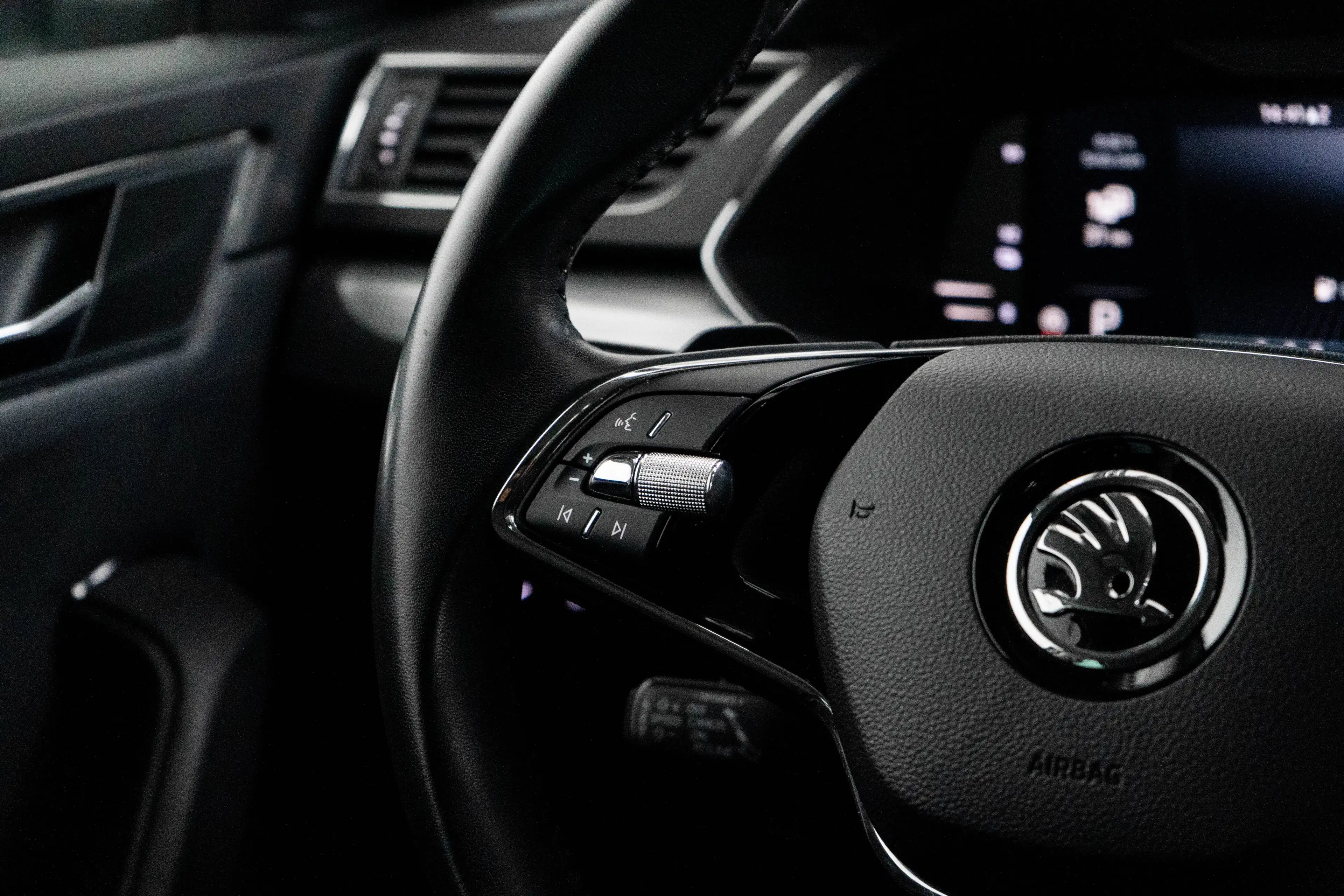 Skoda Superb Combi 1.4 iV TSI 218PK DSG-6 Ambition | NAVIGATIE — photo 11