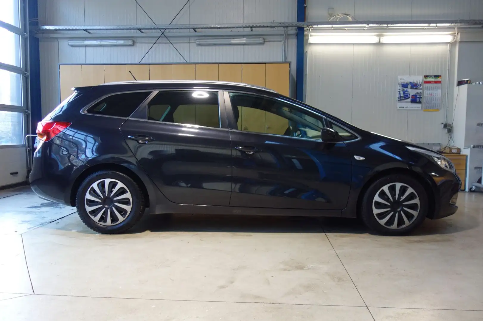 Kia Ceed SW / cee'd SW Ceed Sportswagon FIFA World Cup Edition"TÜV" Schwarz - 2