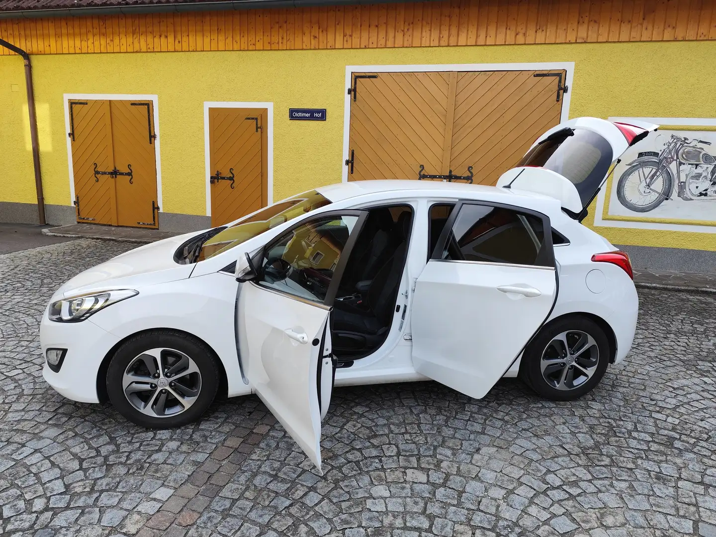 Hyundai i30 Weiß - 2
