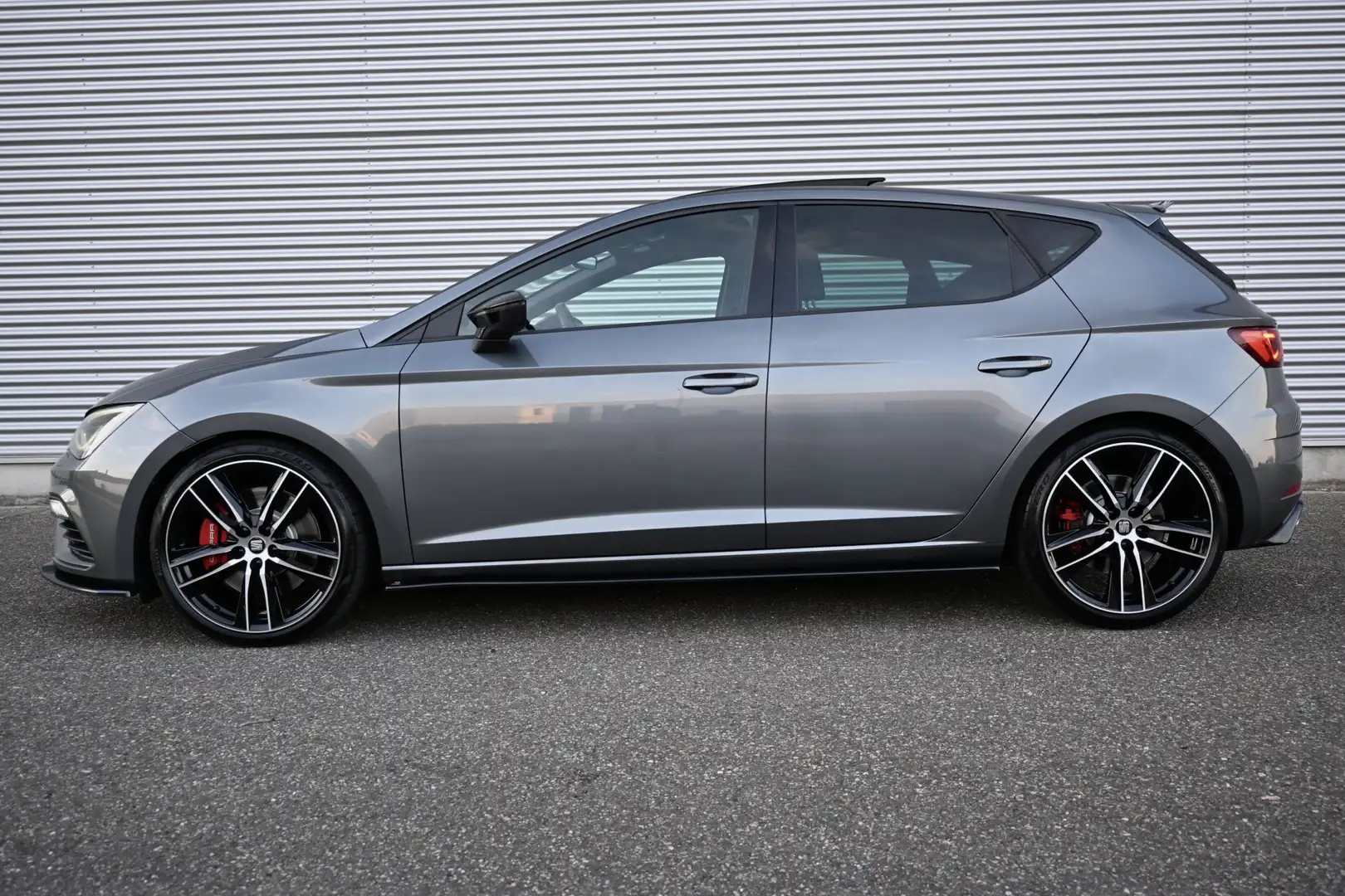 SEAT Leon 2.0 TSI CUPRA 300 Pano | Sfeer | Apple-Carplay | Grey - 2