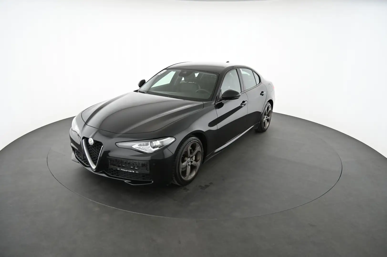 Alfa Romeo Giulia 2.0 2.0 Turbo 200 hk Edizione Pickerl NEU Schwarz - 1