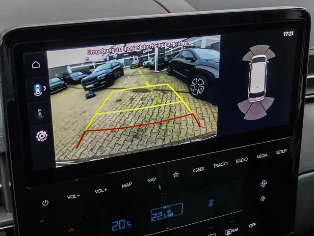 Hyundai Staria view 8