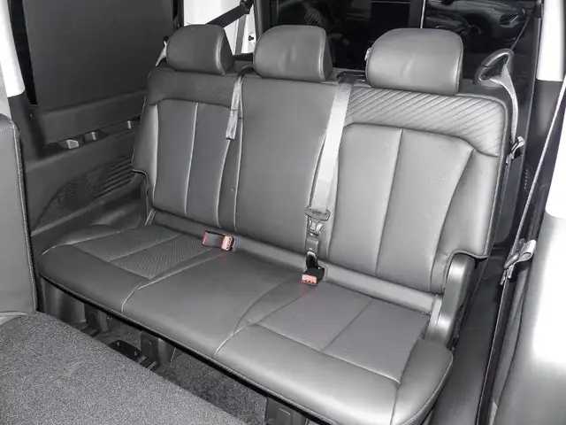 Hyundai Staria view 18