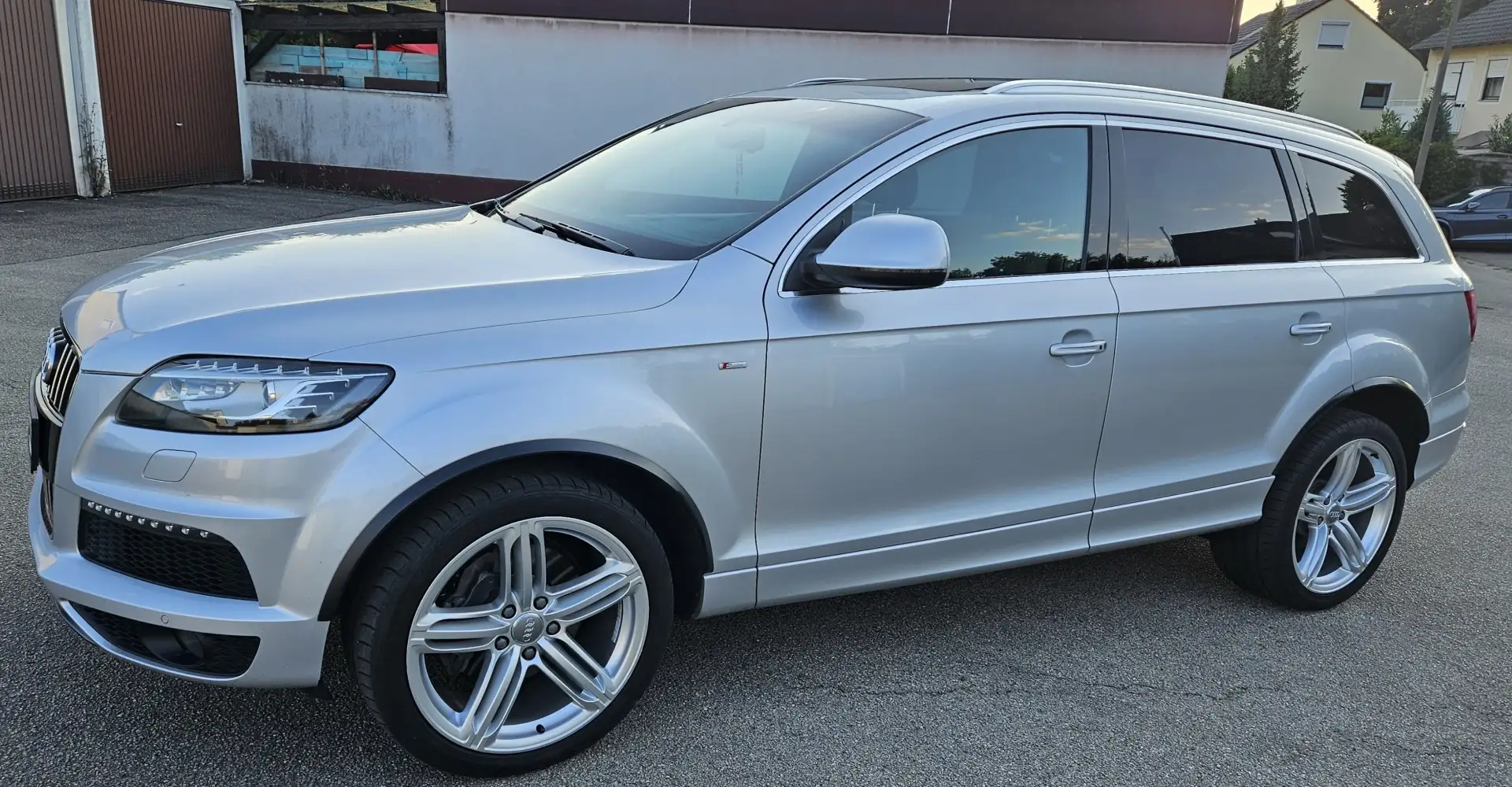 Audi Q7 3.0 TDI DPF clean diesel quattro tiptronic Plateado - 1