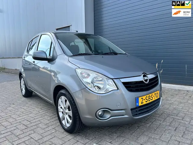 Opel Agila
