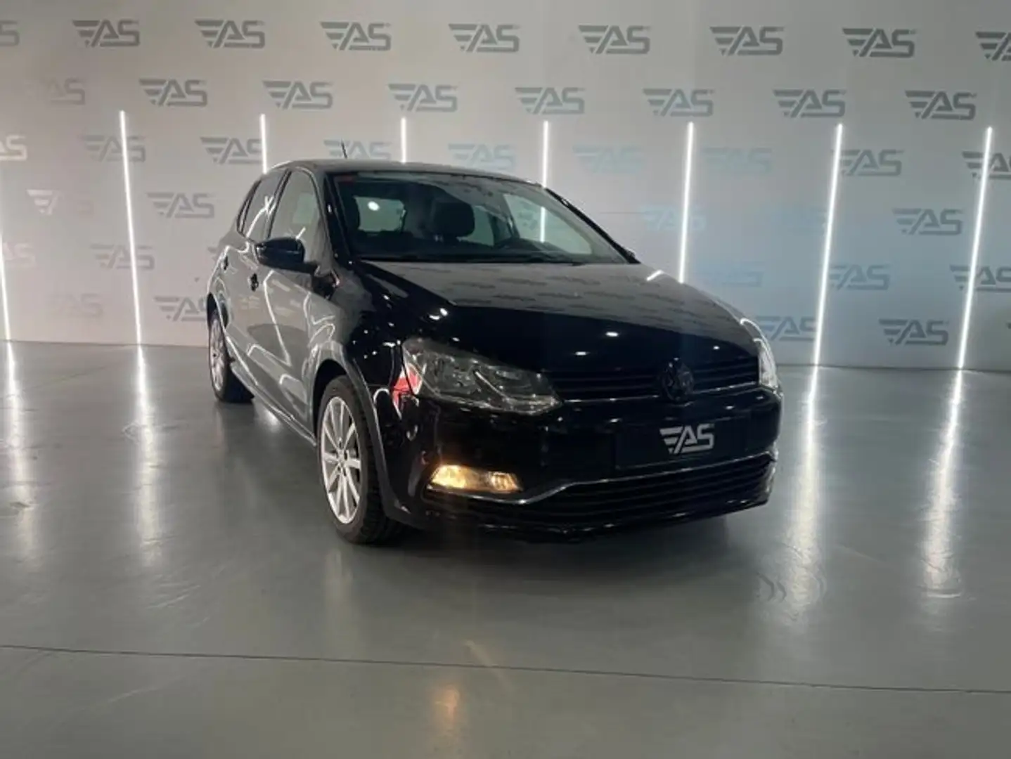 Volkswagen Polo 1.4 TDI Negro - 2