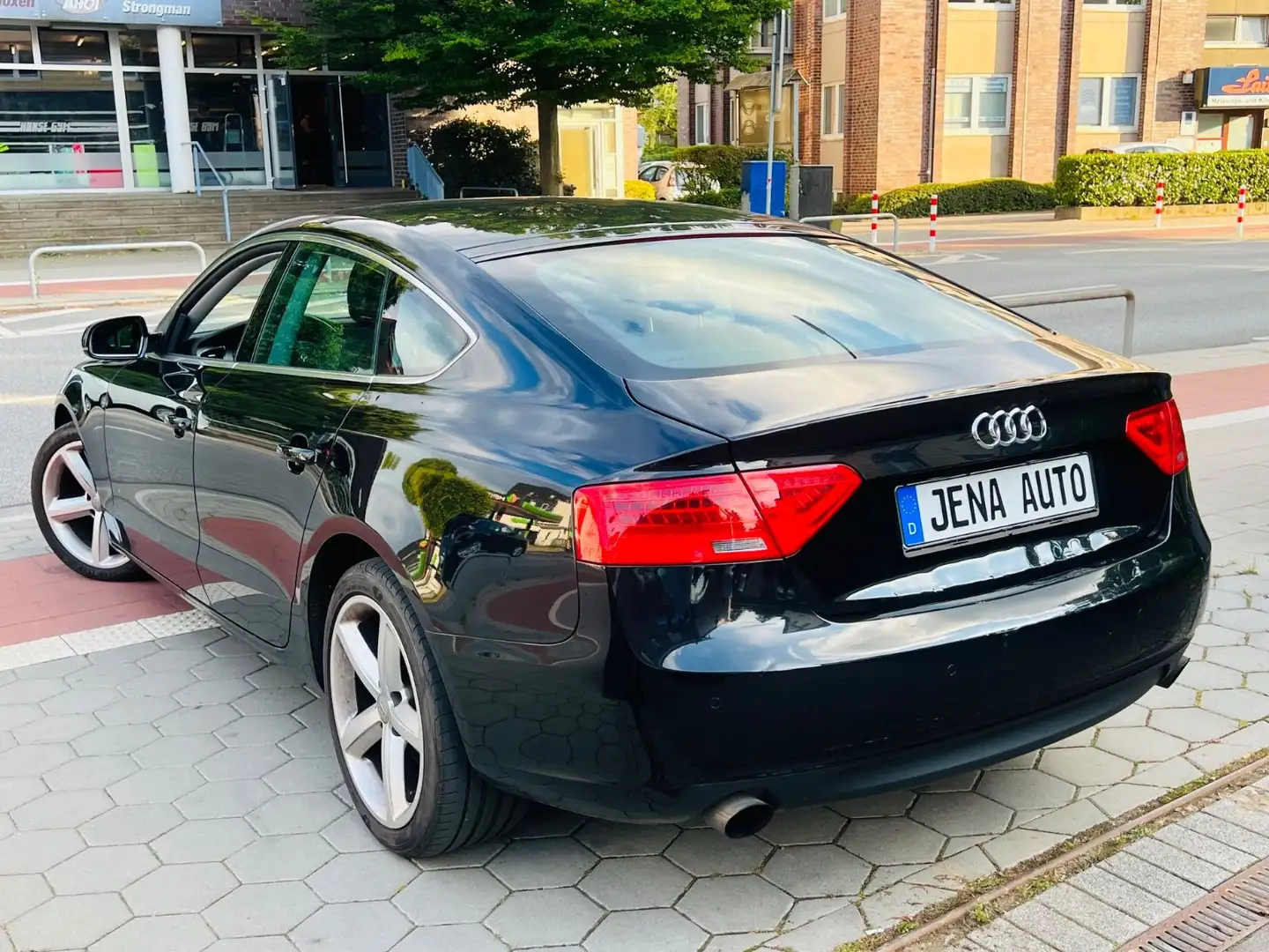 Audi A5 Sportback 1.8 TFSI 2.Hand Scheckheft Leder Xe Zwart - 2