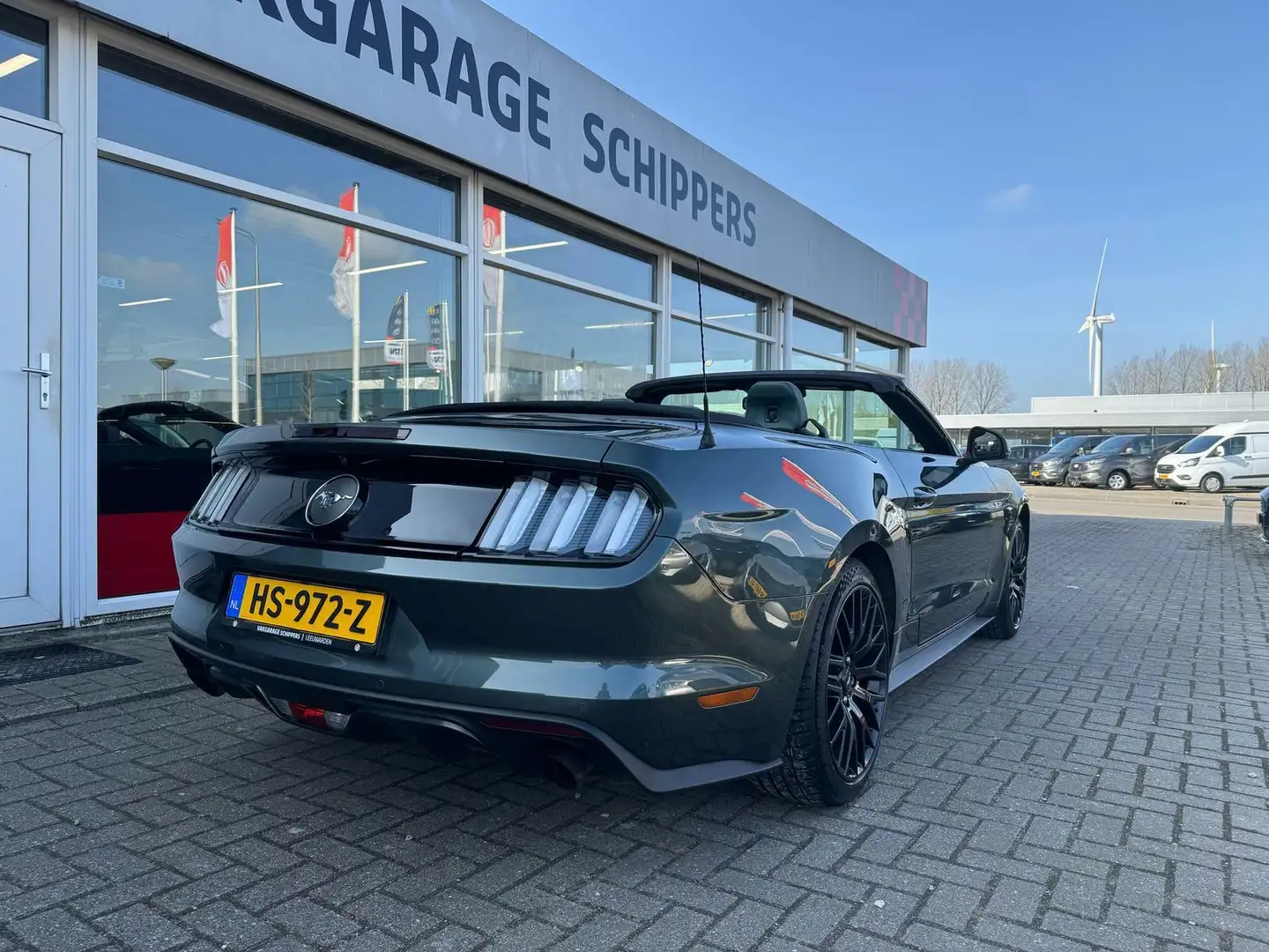 Ford Mustang Convertible 317pk NL auto 2.3 EcoBoost Groen - 2