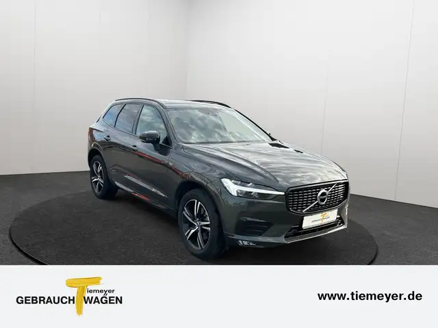 Volvo XC60 view 3