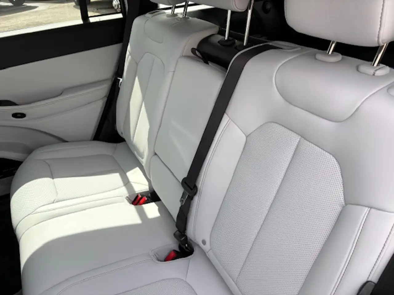 Jeep Cherokee снимка Jeep Cherokee