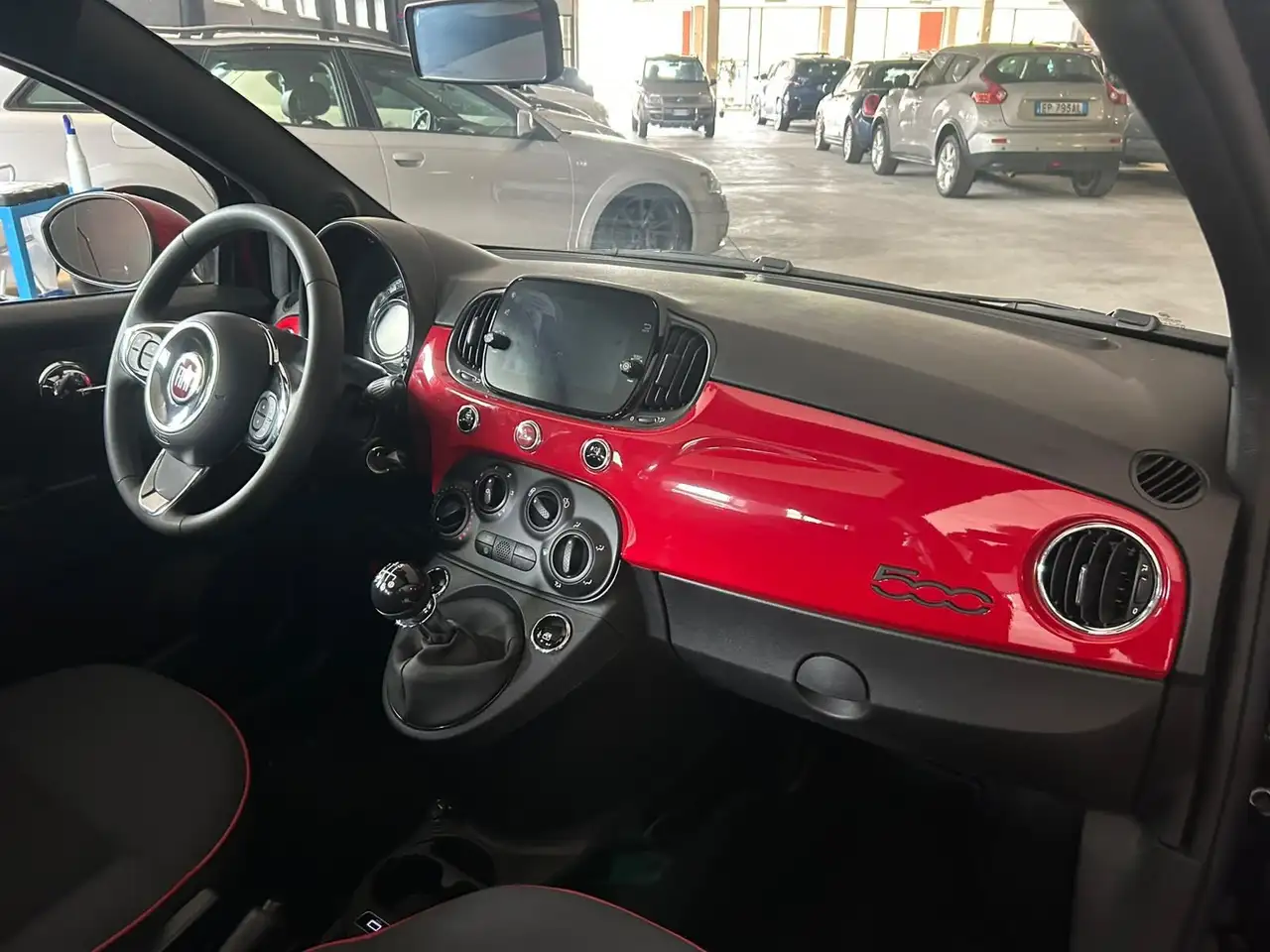 Fiat 500 1.0 70cv Hybrid RED, миниатюра 9
