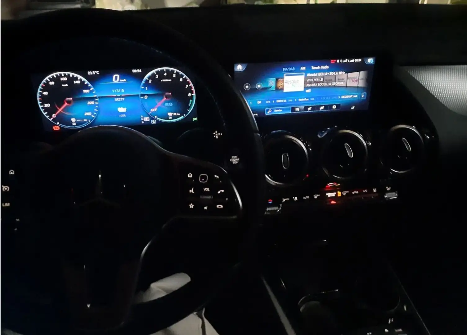 Mercedes-Benz B 250 -B250e, 8G-DCT, GW NAVI AHK JW+1 siehe Ausstattung Negru - 1