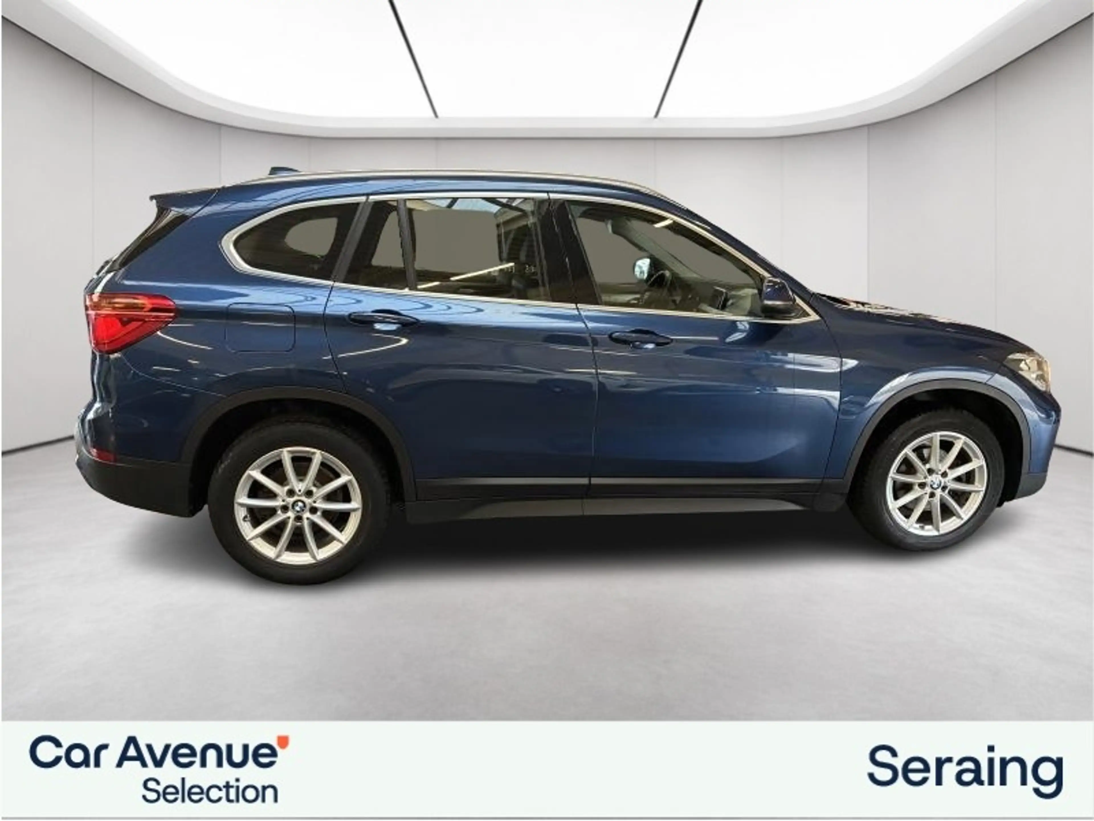BMW X1 sDrive16d — photo 3