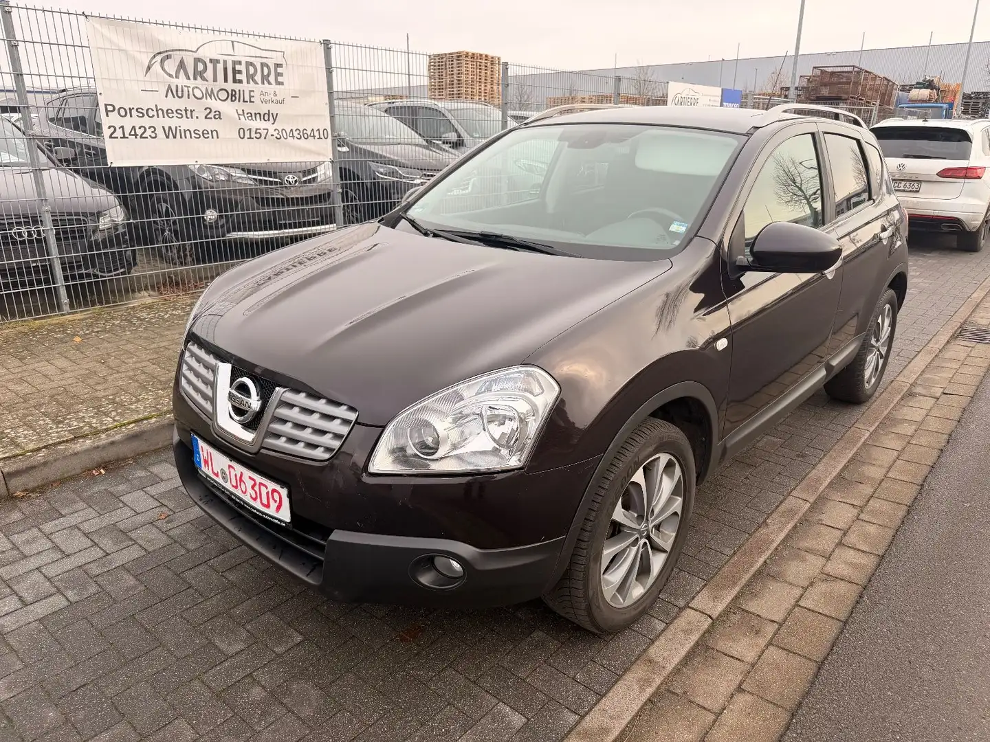 Nissan Qashqai I-Way 1,5 Dci *2. Hand*Kamera*Panorama* Violett - 1