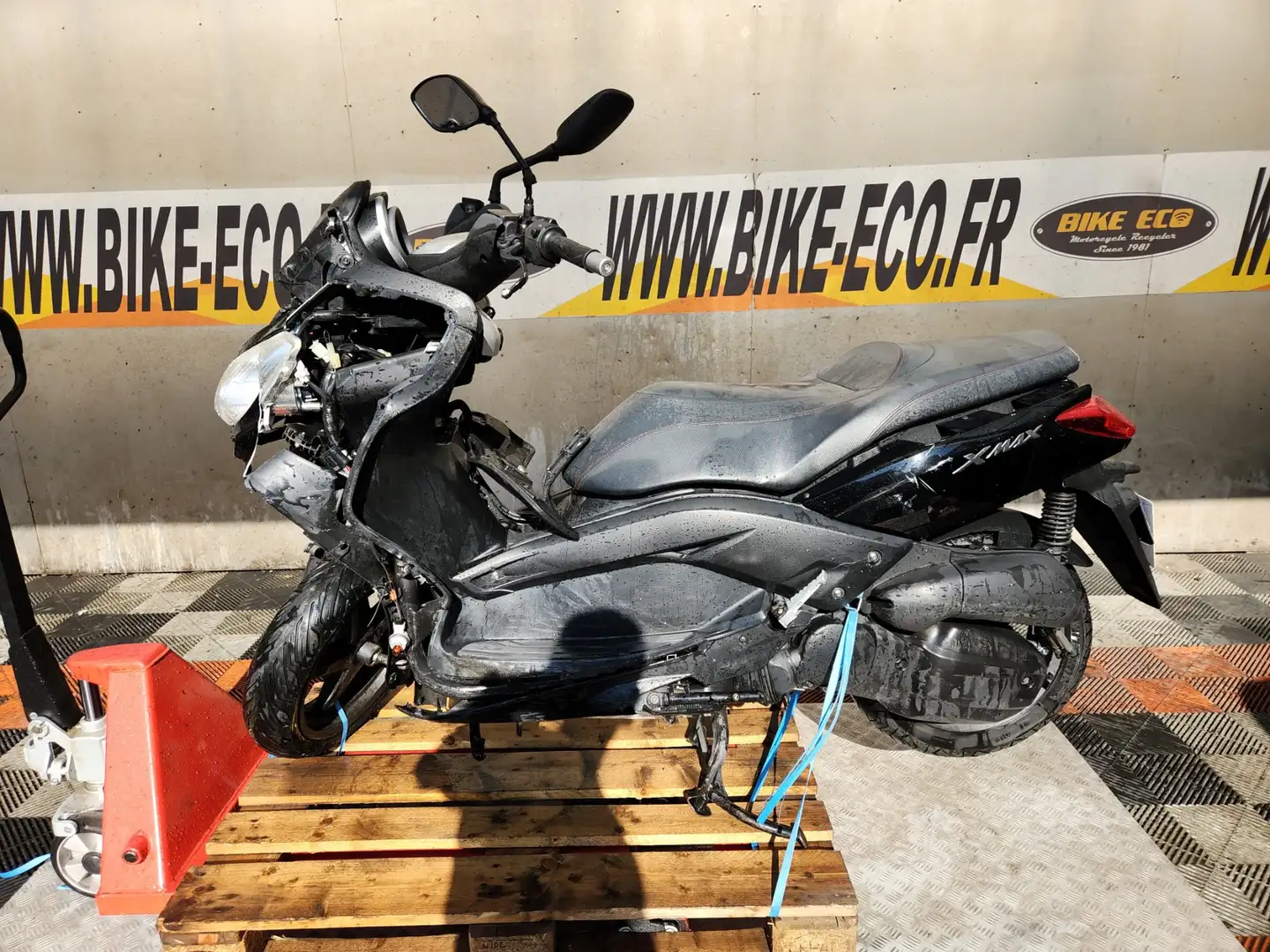 Yamaha X-Max 125 Noir - 2