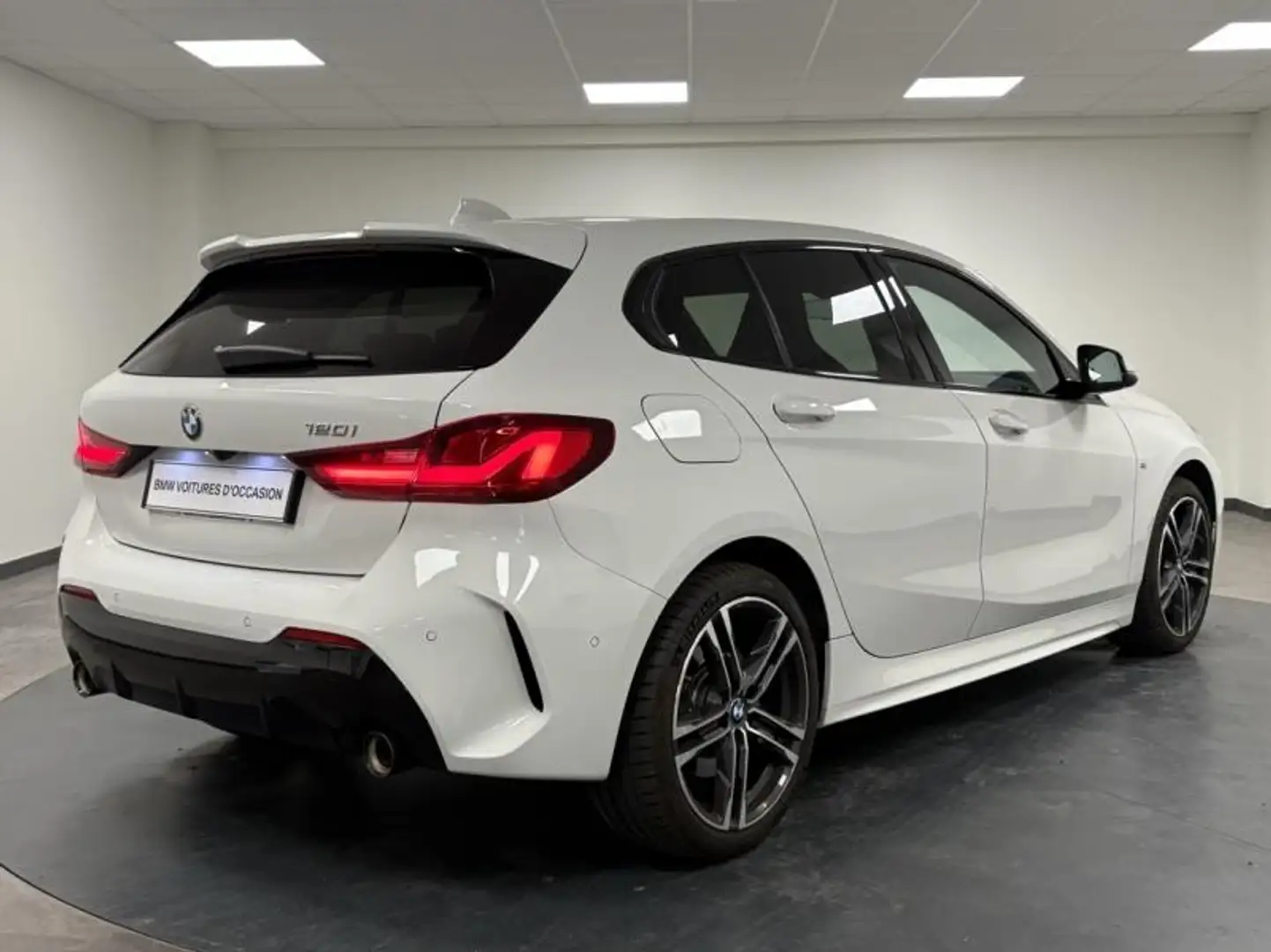 BMW 120 120iA 178ch M Sport DKG7 9cv Blanc - 2