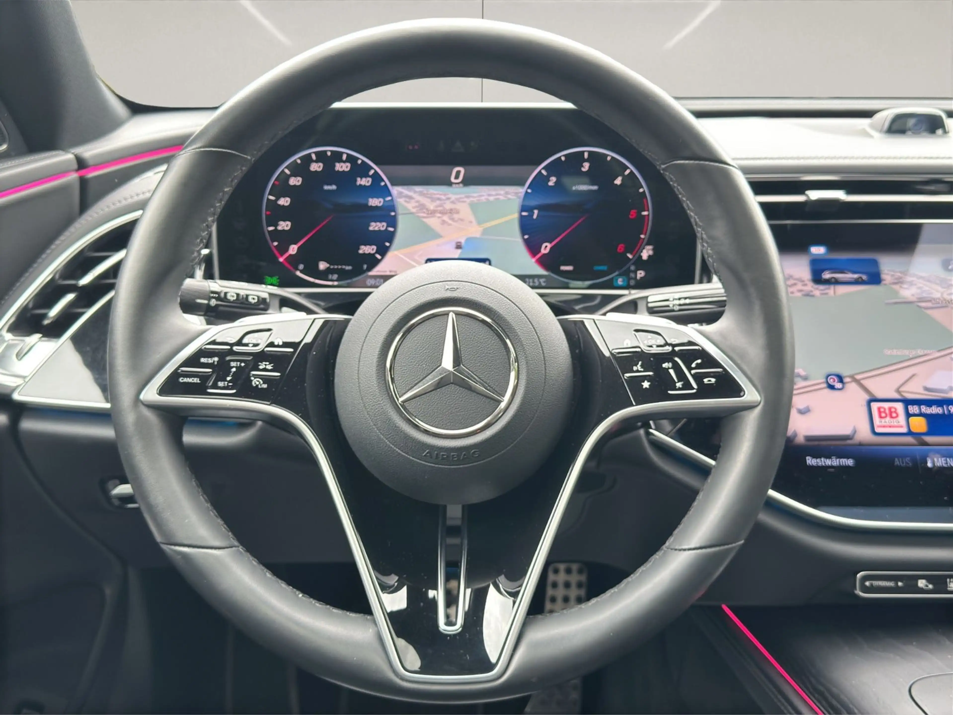 Mercedes-Benz E 450 E T-Modell d All-Terrain 4Matic Avantgarde — photo 15
